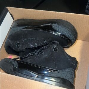Jordan 3 Black Sneakers